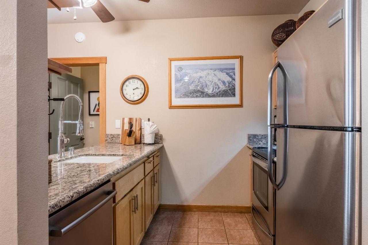 Ski In Ski Out Juniper Springs Lodge #351 Luxury Slope-Side 2 Bedrm 2 Bath End Unit! Mammoth Lakes Esterno foto